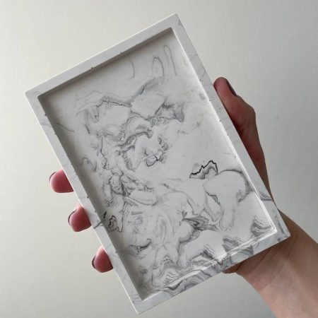 سینی بتنی مستطیل طرح ابر و باد - رنگ سفید